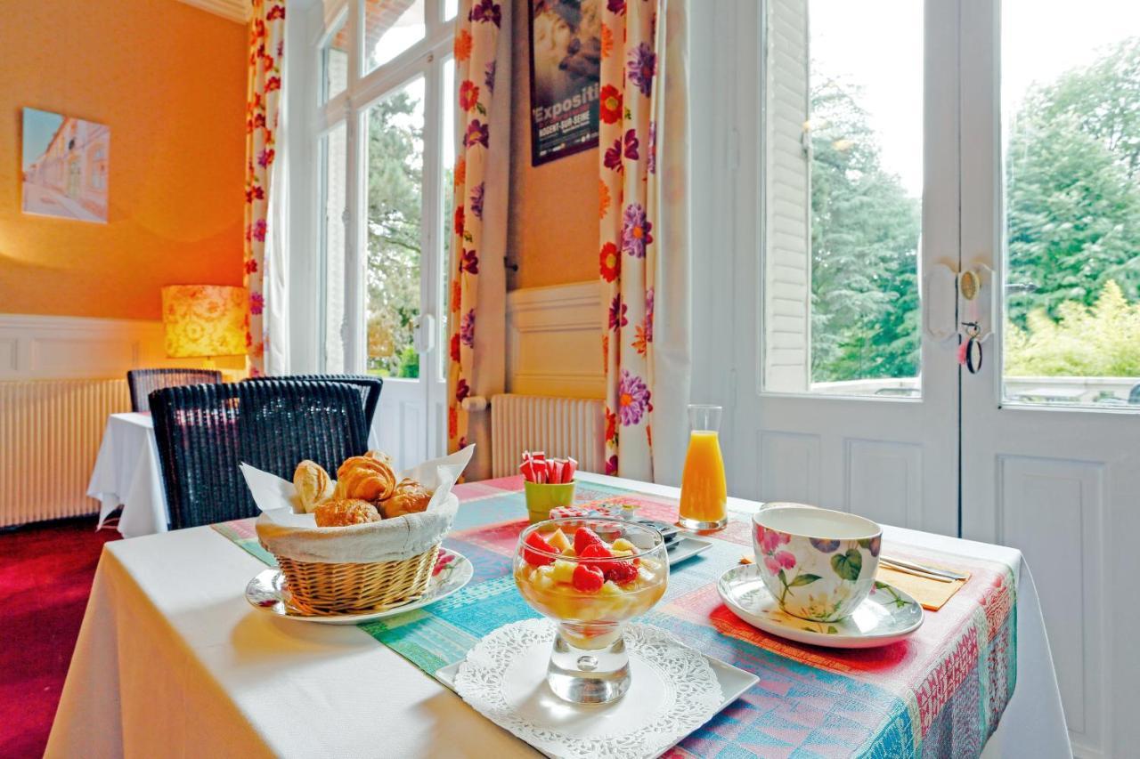 Domaine Des Graviers Hotel Nogent-sur-Seine Bagian luar foto